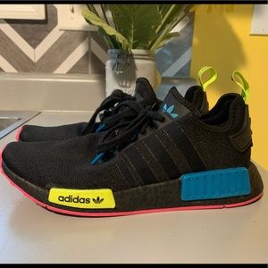 Adidas Men’s 9 1/2 Women’s 11 worn a few times great condition